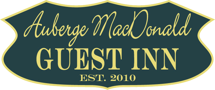 Auberge MacDonald Guest Inn Logo